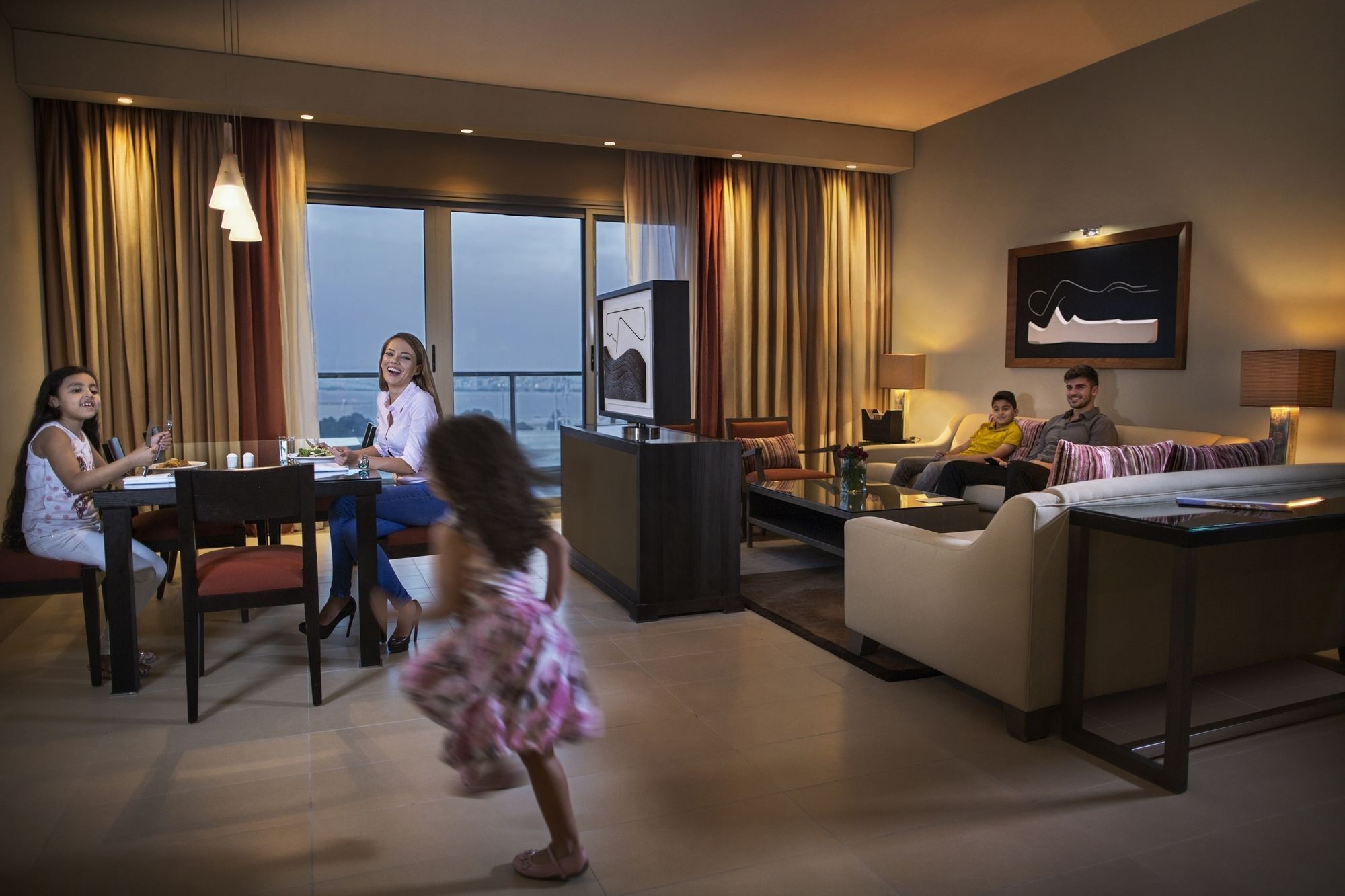 Park Arjaan By Rotana, Апарт-отель 4*
